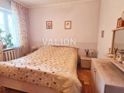 For sale 3-room apartment with renovation, Obolon. Levka Lukyane Street