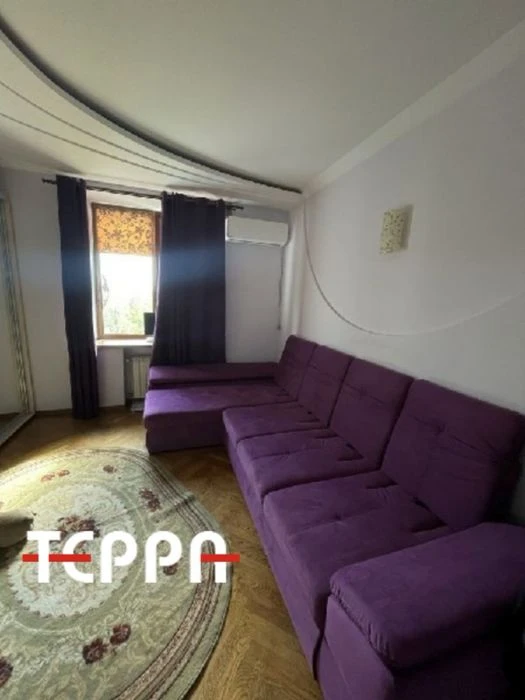 Продажа 3-комнатной квартиры, ул. Независимая Украина