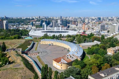 For sale 1-room apartment with panoramic views of the center of Kyiv