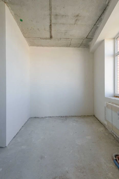 For sale 1-room apartment with panoramic views of the center of Kyiv