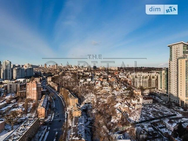 Sale of 3-room apartment 135 sq. m. on Mykhaylo Boychuk St. 41 • ID