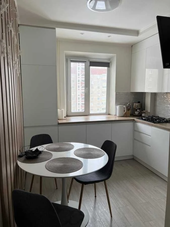 For sale 2-room apartment 50.5 m², Honore de Balzac St.,