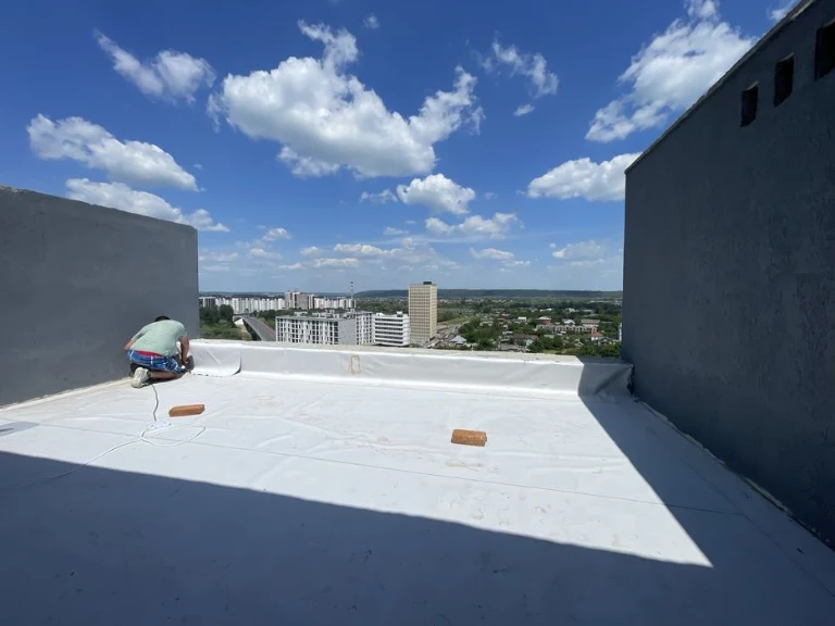 Two-level apartment for sale in the Knyaginyn residential complex. Very good price.
