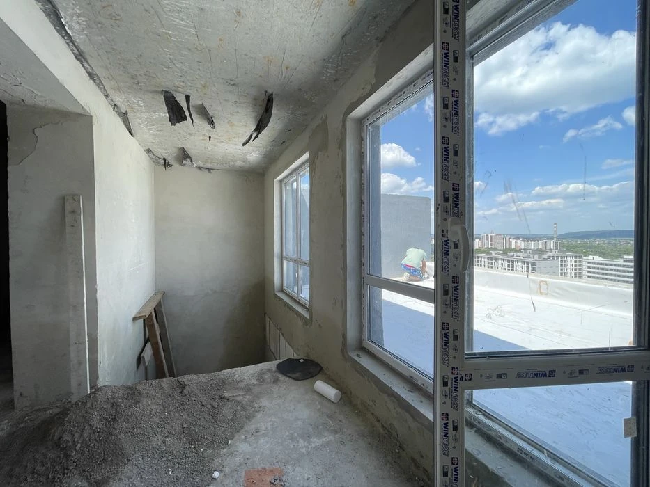 Two-level apartment for sale in the Knyaginyn residential complex. Very good price.