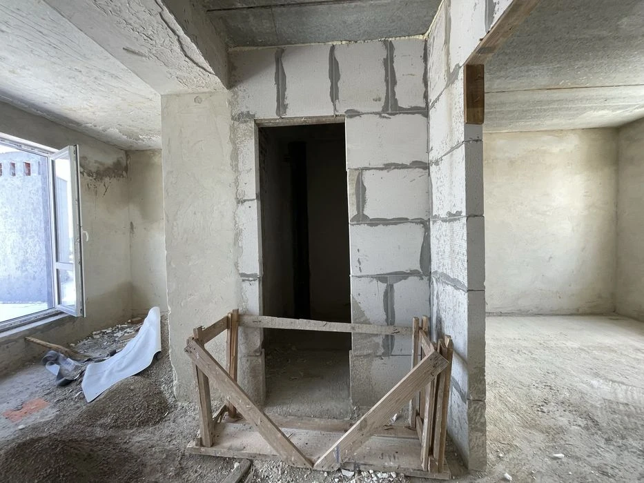 Two-level apartment for sale in the Knyaginyn residential complex. Very good price.