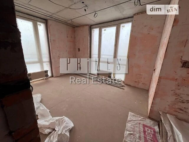 Sale of 3-room apartment 90.4 sq. m on Dniprovska embankment 20B • ID 3
