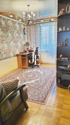 3-room apartment for sale near Livoberezhna metro station | Pa st.