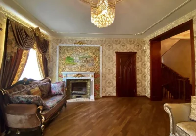 House with 3 floors, 260 m2, 4 acres, 5 rooms. Arcadia per. Morskoy str.