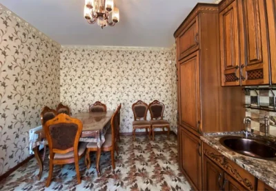 House with 3 floors, 260 m2, 4 acres, 5 rooms. Arcadia per. Morskoy str.