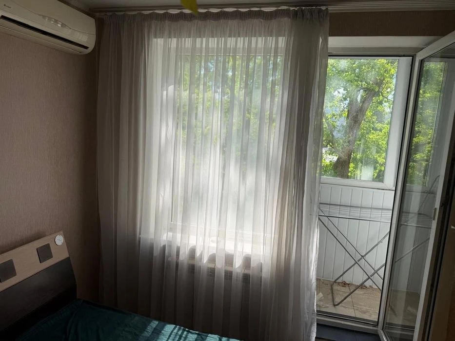 Selling a 1-room apartment near Nauchnaya metro station, 4/9, European-standard renovation.
