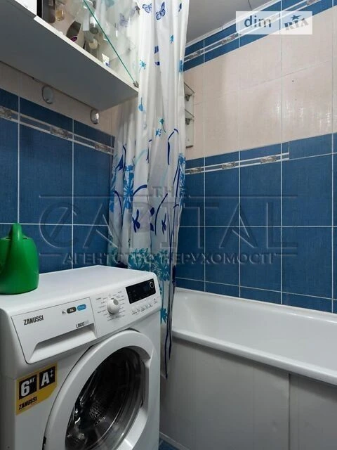 Sale of 2-room apartment 70 sq. m. on Volodymyr Ivasyuk Ave. 41