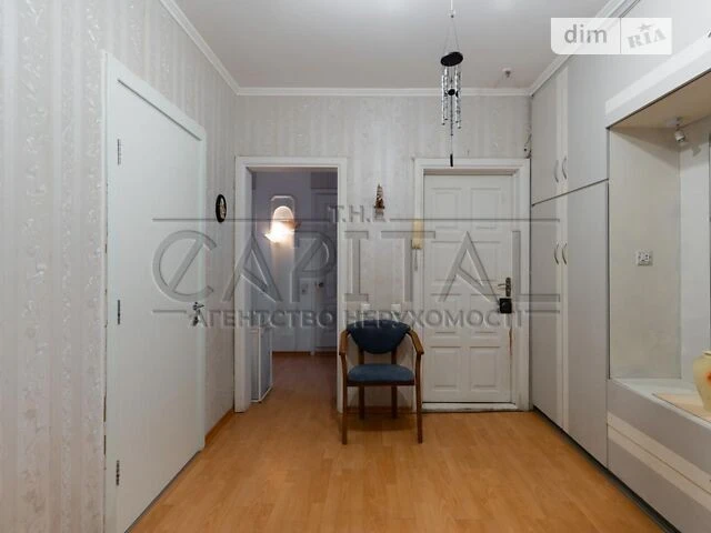 Sale of 2-room apartment 70 sq. m. on Volodymyr Ivasyuk Ave. 41
