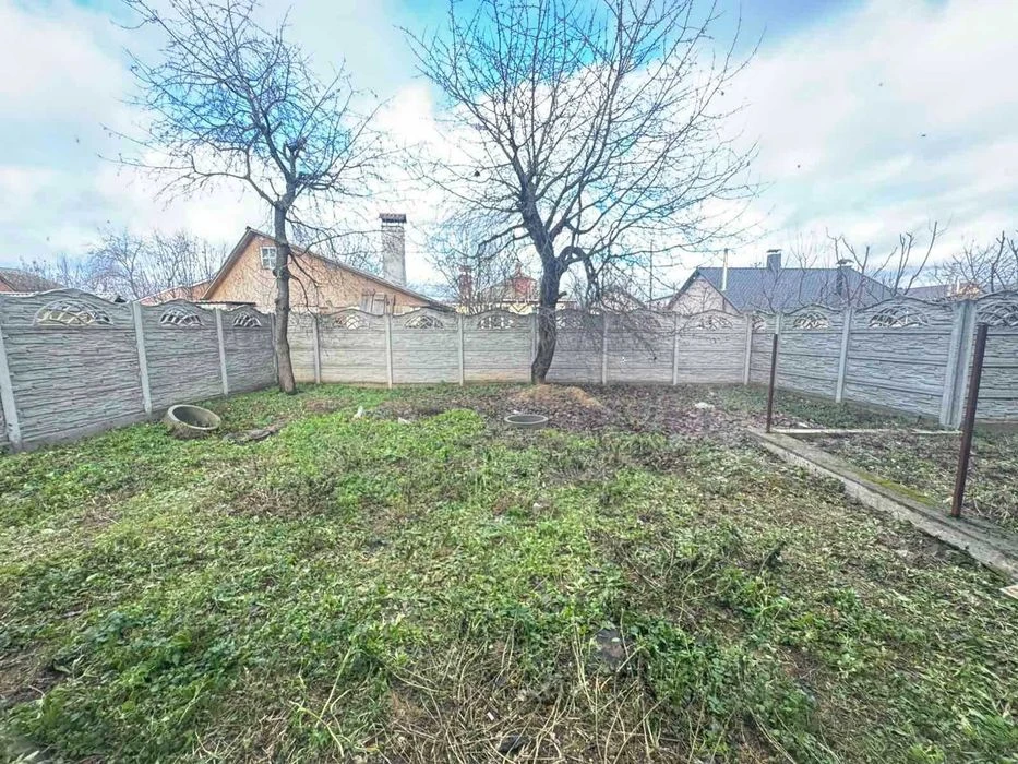 Sale of a modern two-story townhouse in the Old Town