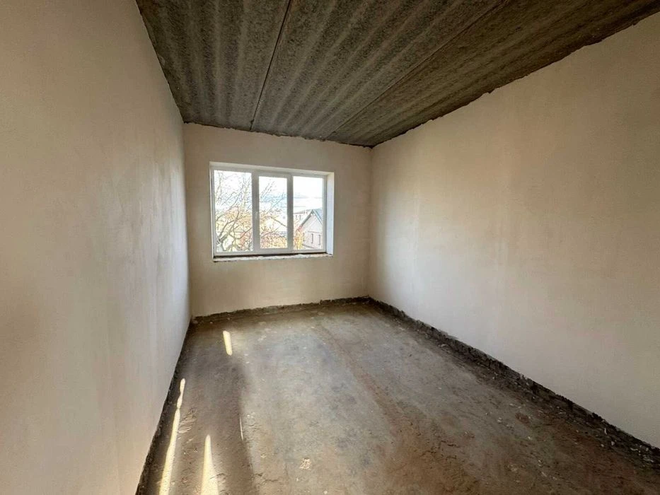 Sale of a modern two-story townhouse in the Old Town