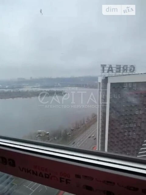 Sale of 2-room apartment 72 sq. m on Dniprovska embankment 17V • I