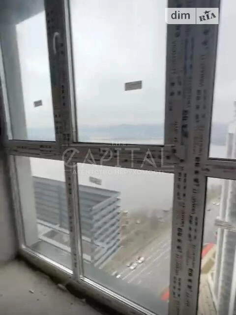 Sale of 2-room apartment 72 sq. m on Dniprovska embankment 17V • I