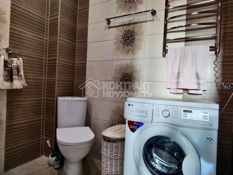 Apartment. Kharkiv, Novooleksandrivska St., 54a k