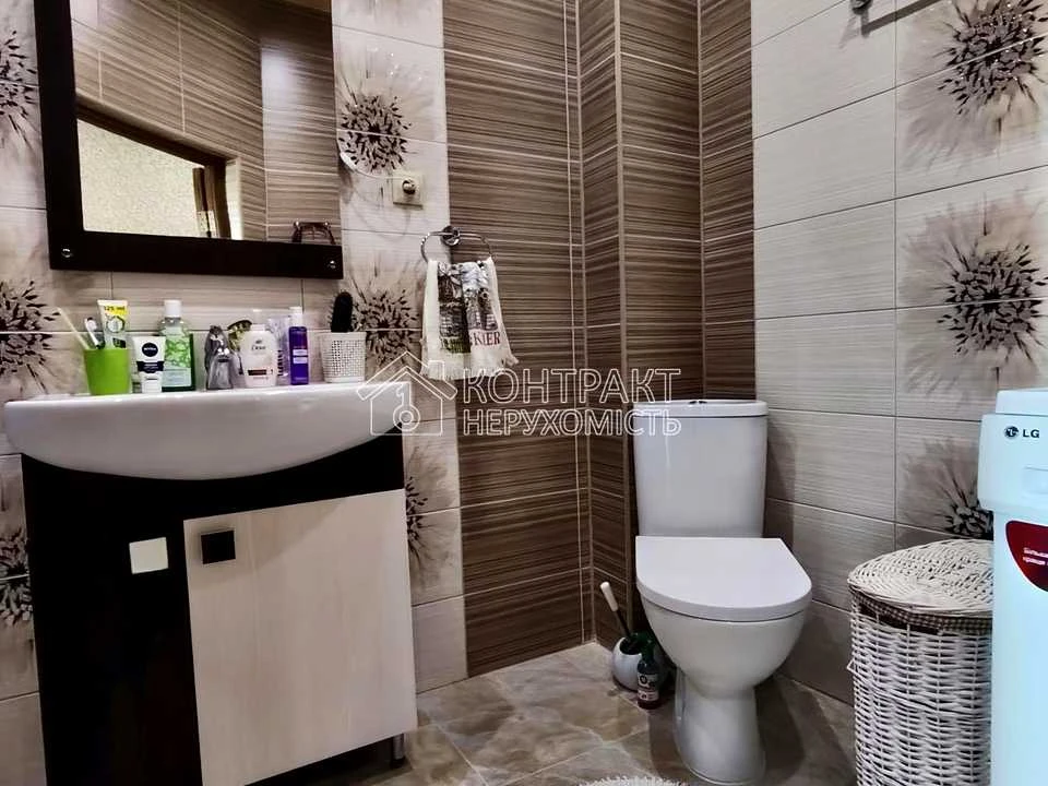 Apartment. Kharkiv, Novooleksandrivska St., 54a k