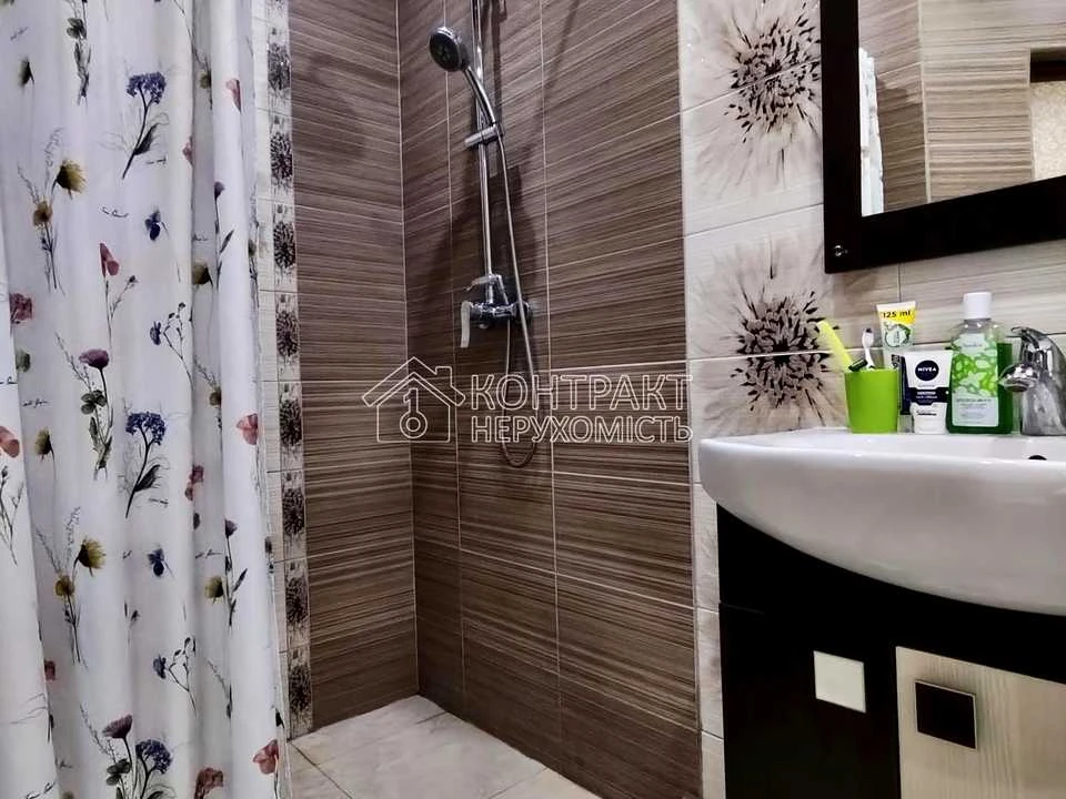 Apartment. Kharkiv, Novooleksandrivska St., 54a k