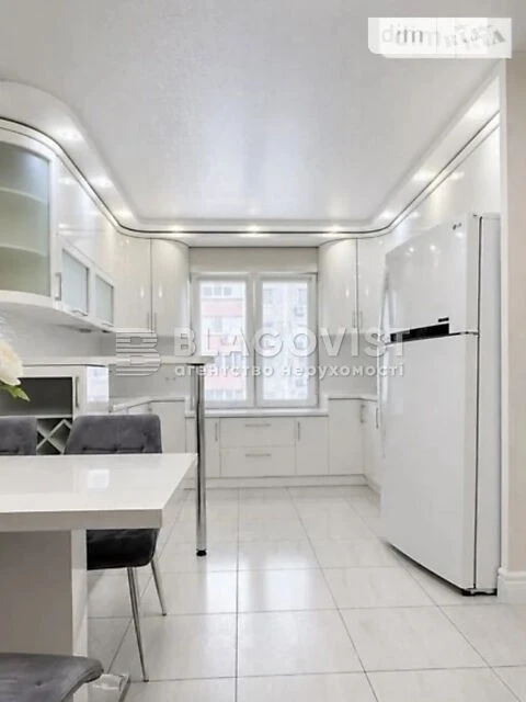 For sale 3-room apartment 66 sq. m on Urlivska Street 36 • ID 346509