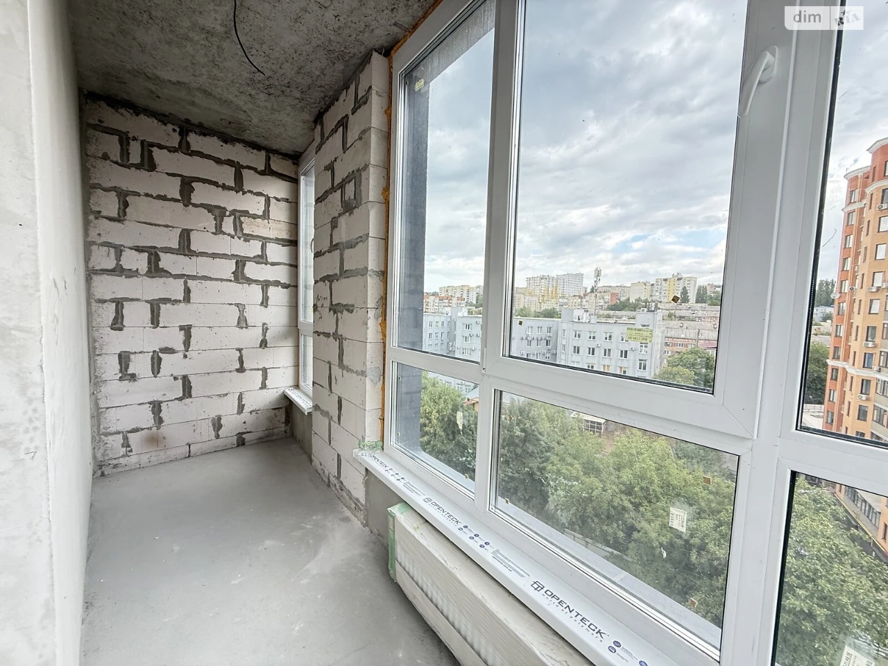 Продаж Квартира Виставка