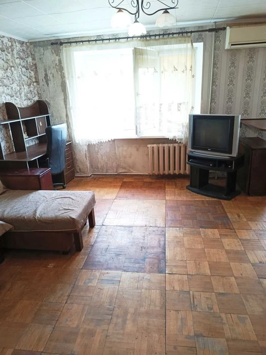 3 комн квартира на Добровольского по супер цене
