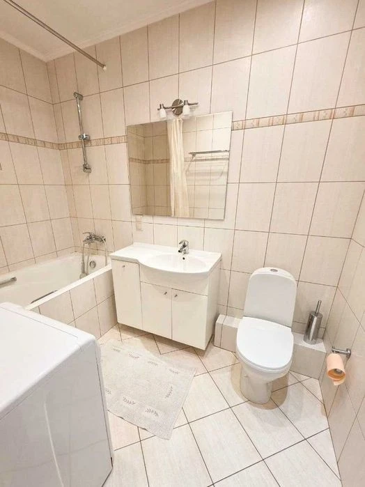Darnytskyi district; P. Hryhorenka Ave. 28a; 1-room; 48.30m2. Without
