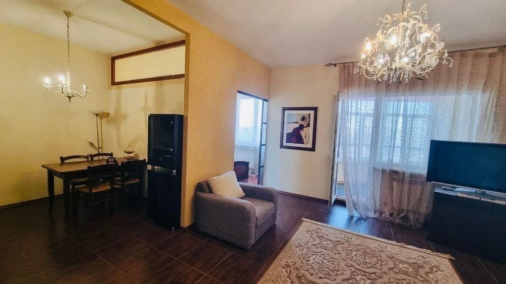 Apartment for sale in the center on Saksaganskoho 121 University B