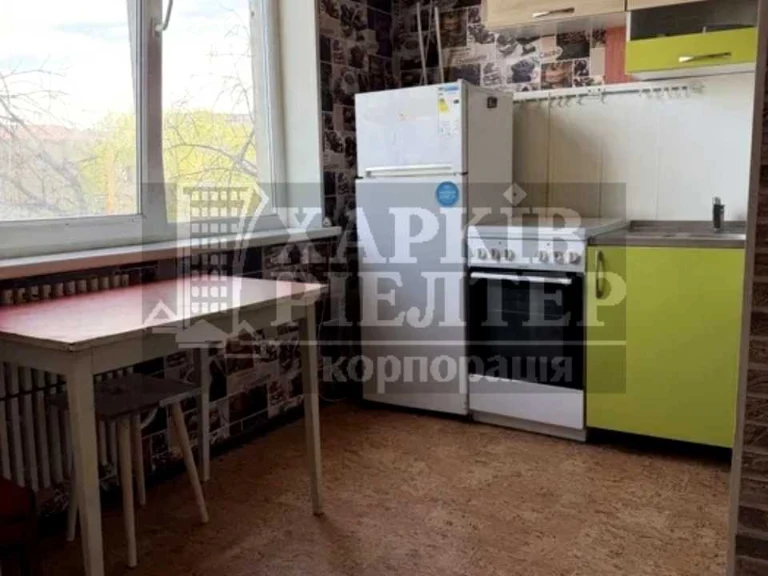 Apartment. Kharkiv, Peremohy Avenue.