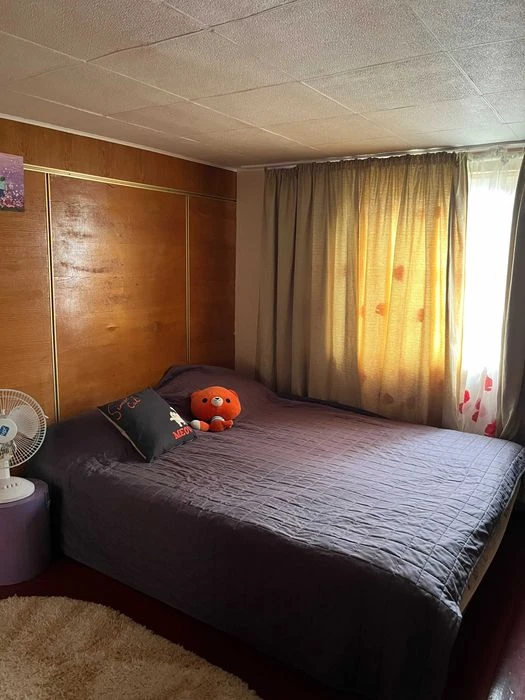 I am selling a house in Vinnytsia.