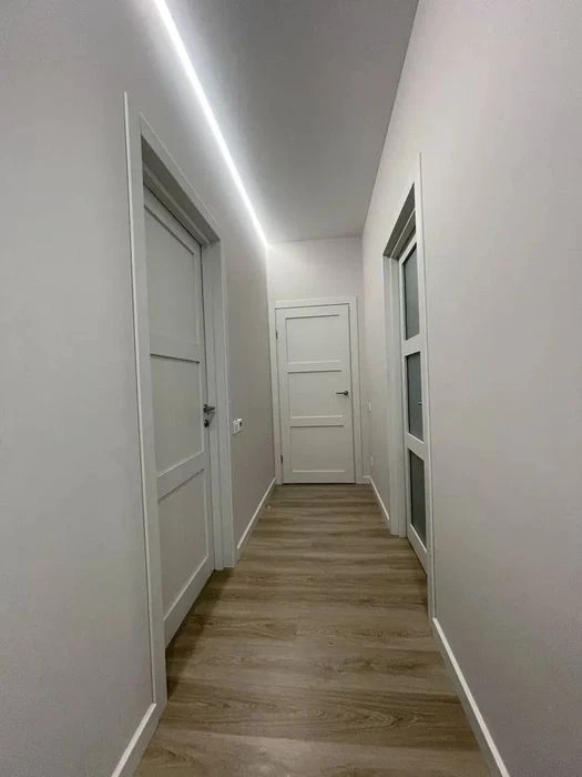 Продаж 2-кімн. квартири 74 м² з євроремонтом, вул. Ливарна,