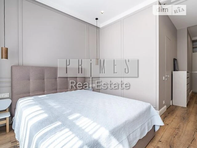 Продаж 3к квартири 82 кв. м на вул. Андрія Верхогляда 15 • I