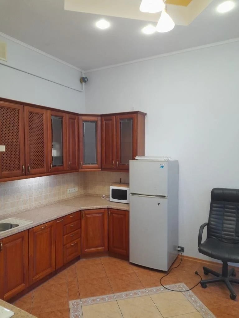 Sale of a 5-room apartment of 225 m², Saksaganskogo Street, 28