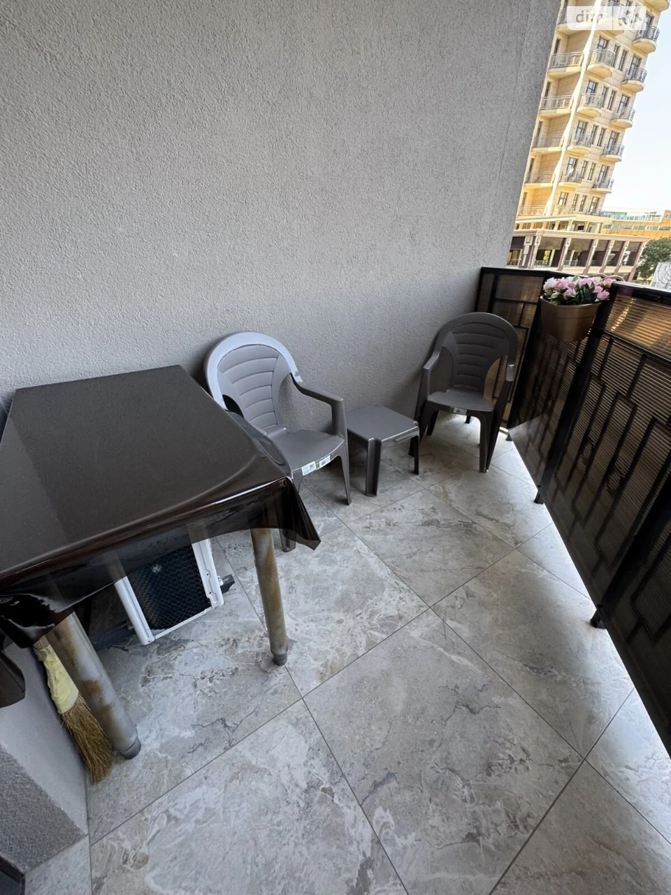 Long-Term Rental Apartment Arcadia