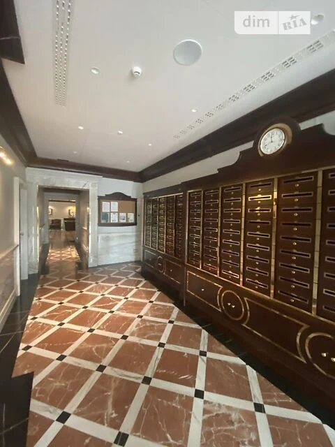 Продаж 3к квартири 223 кв. м на просп. Оболонський 26 • ID 3