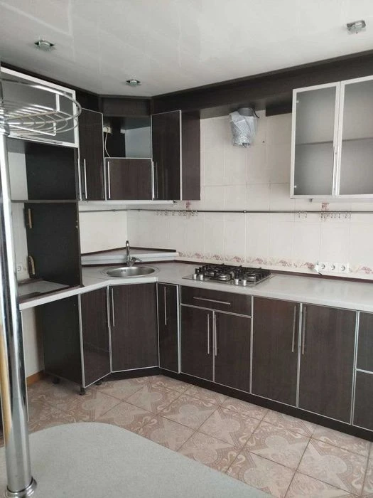 Продам 2-комнатную квартиру