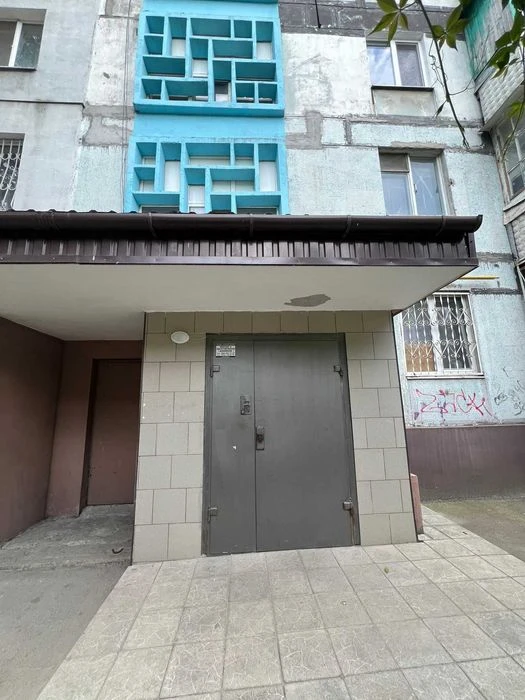 Продам 2-комнатную квартиру