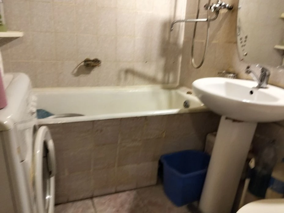 Продаж 1 кім кв вул. Байди-Вишневецького (Осиповського),3Б В