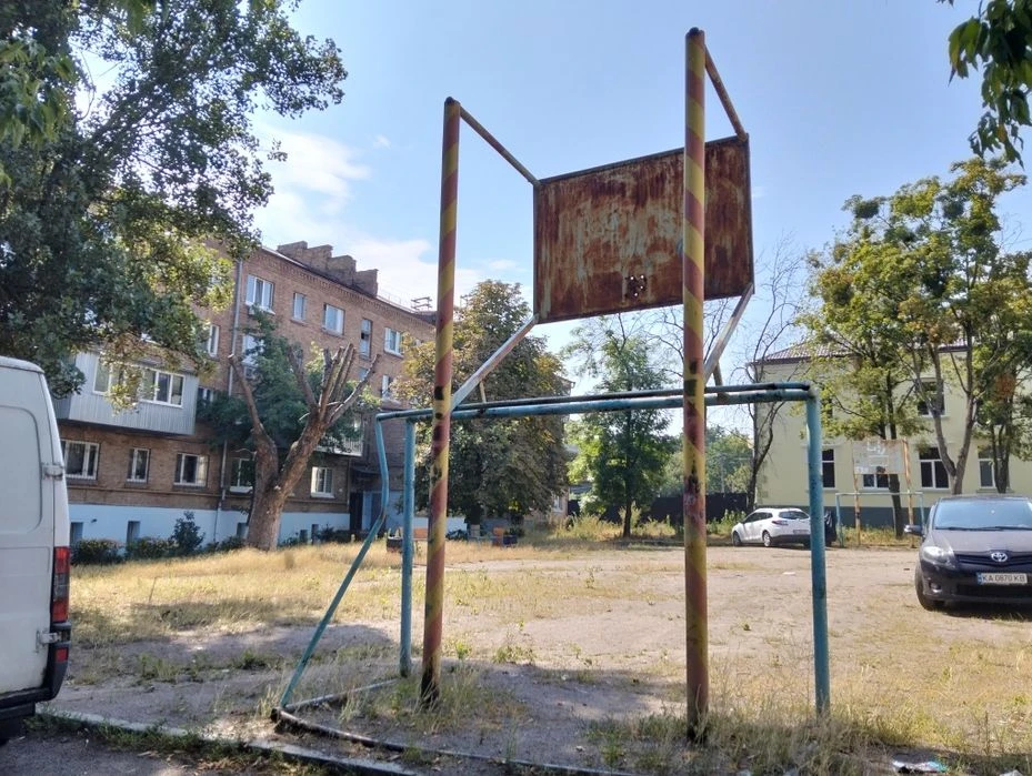 Продаж 1 кім кв вул. Байди-Вишневецького (Осиповського),3Б В