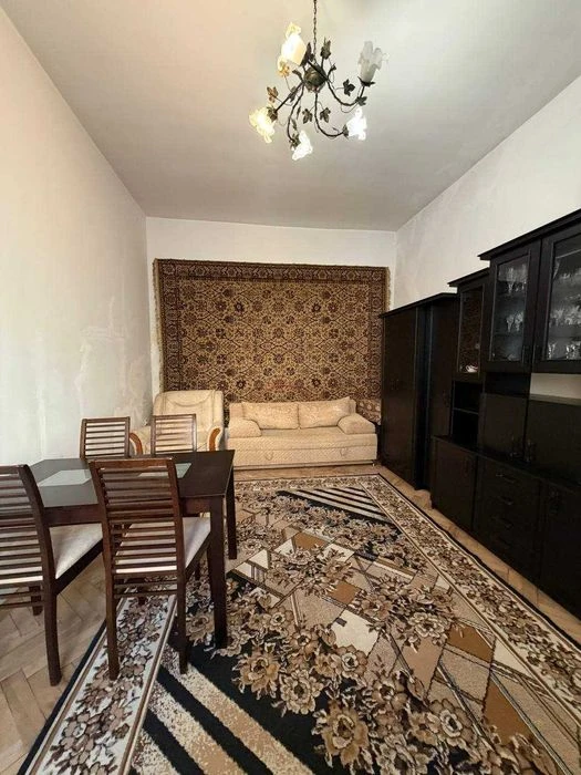 Продажа 2 ком квартиры - 62м2, жилое состояние, ул. Замарстине