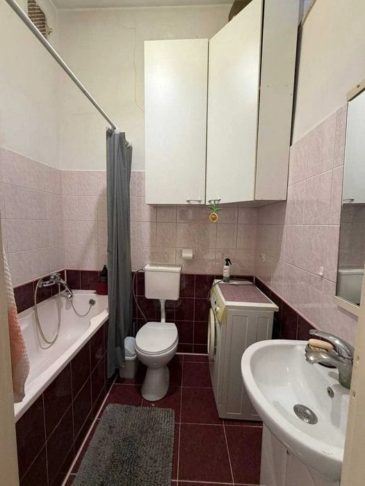 Продажа 2 ком квартиры - 62м2, жилое состояние, ул. Замарстине