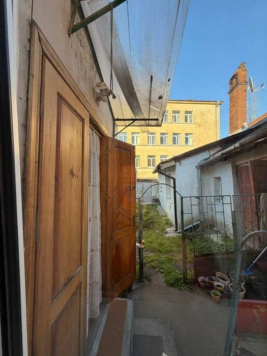 Продажа 2 ком квартиры - 62м2, жилое состояние, ул. Замарстине