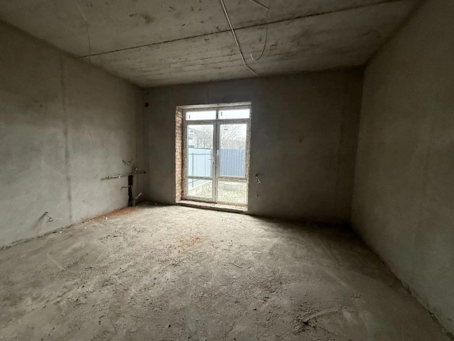 New Gated Complex Duplex in a top location