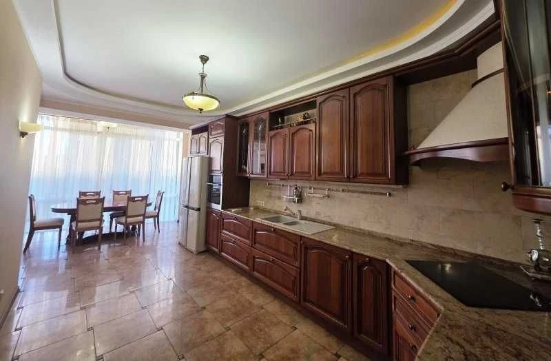 3-к квартира на 10 станции Б.Фонтана. Продажа по программам
