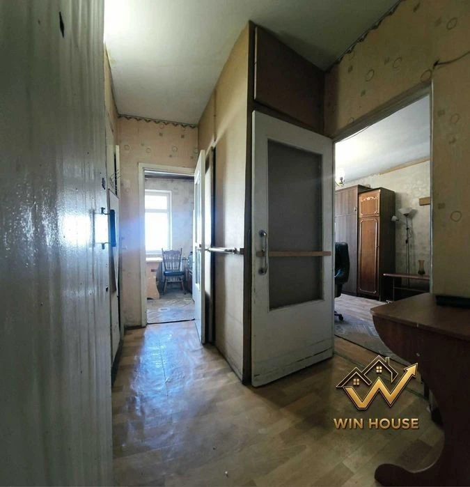 Продаж 1-кімнатної квартири біля метро Героїв Дніпра | Оболо