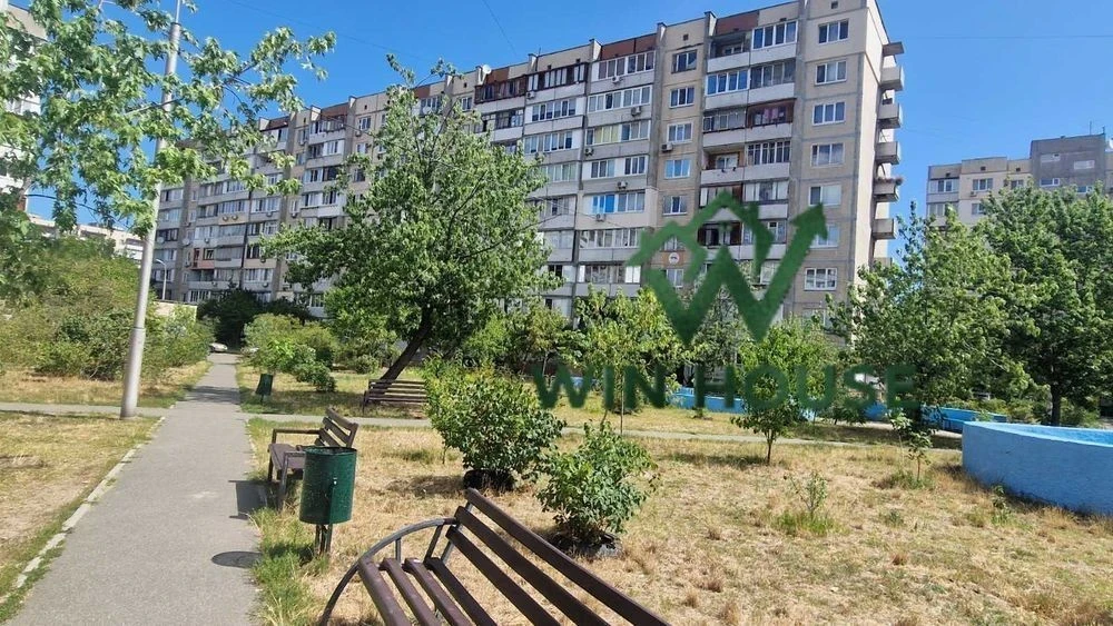 Продаж 1-кімнатної квартири біля метро Героїв Дніпра | Оболо