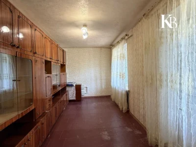 Продам 3 комнатную квартиру 12 Квартал, ул.Гладкова, Тера.