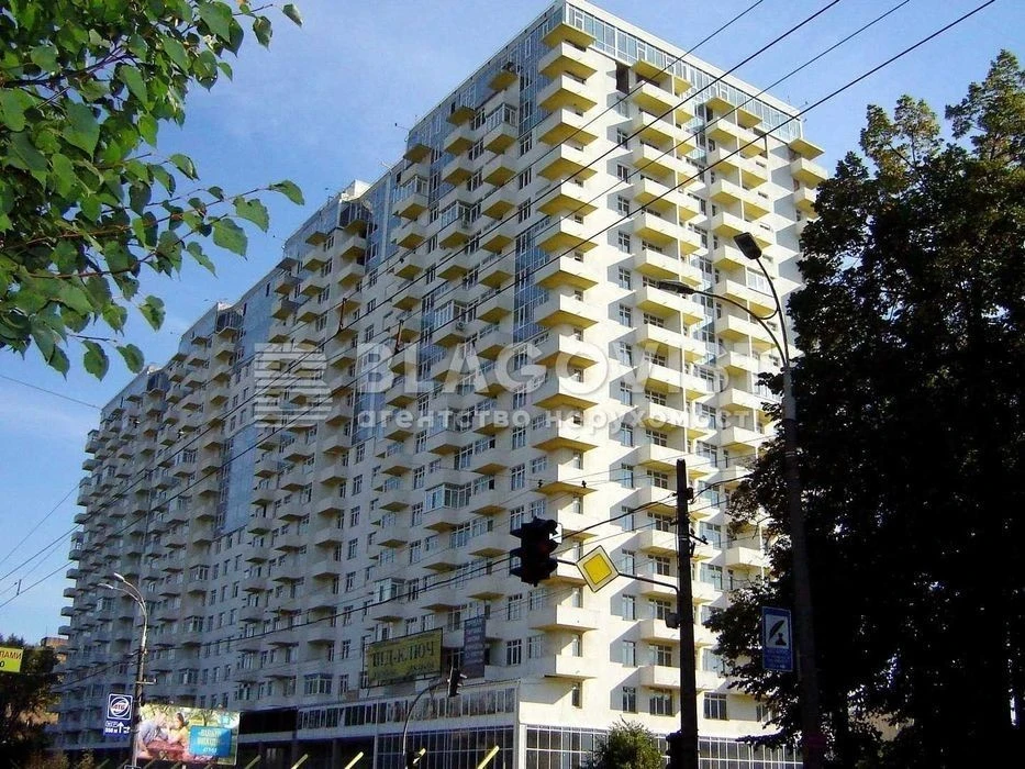 2-room apartment for sale, metro station Nyvky, Shcherbakivskoho 52,