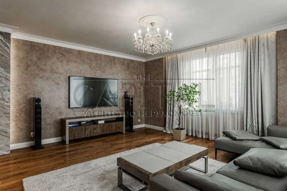 Продаж квартири, вул. Назарівська, Шевченківський р-н, метро