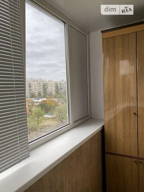 For sale 1-room apartment 30 sq. m on Obolonskyi Avenue 14E • ID 3